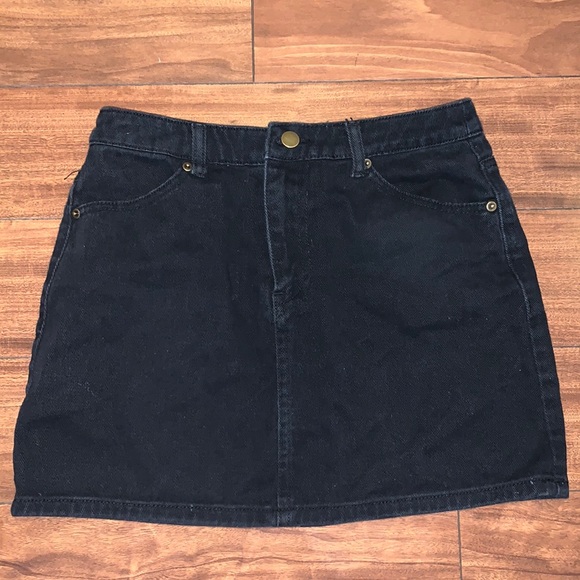 Forever 21 Dresses & Skirts - LAST DAY 📌 F21 black Denim Skirt